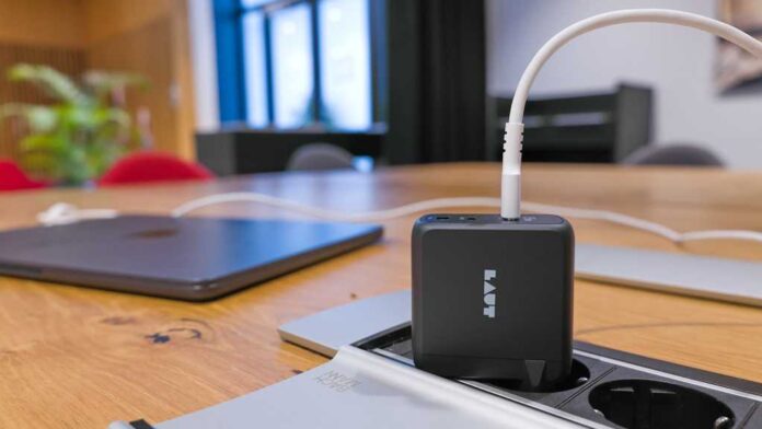 Laut Wall Charger Universal Pro 65W review