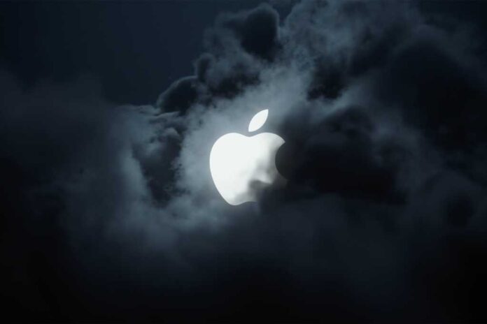 Don't let Apple's record quarter fool you: A storm is brewing