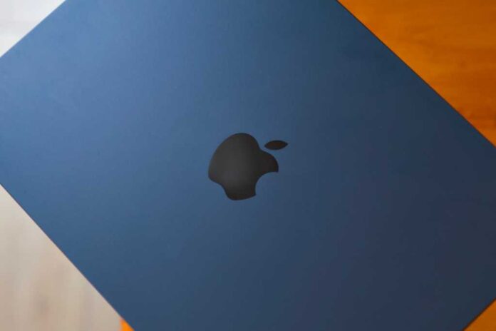 I really want to switch to a MacBook Pro. Here’s why I’m waiting till next year