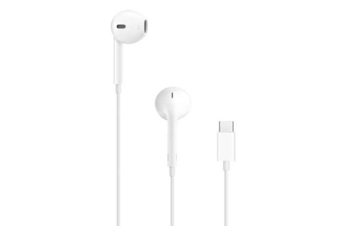 These Apple EarPods are only $16 and don't need to ever be charged
