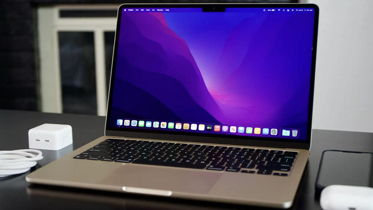 MacBook Air, 13-inch (M4, 2025): Ideal student laptop
