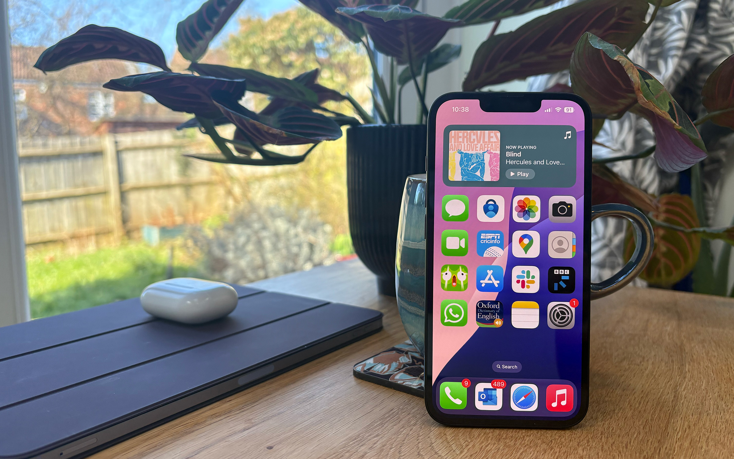 Apple iPhone 16e - The cheapest iPhone