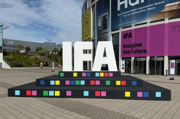 IFA 2025: The best accessories we found for your iPhone, iPad, and Mac
