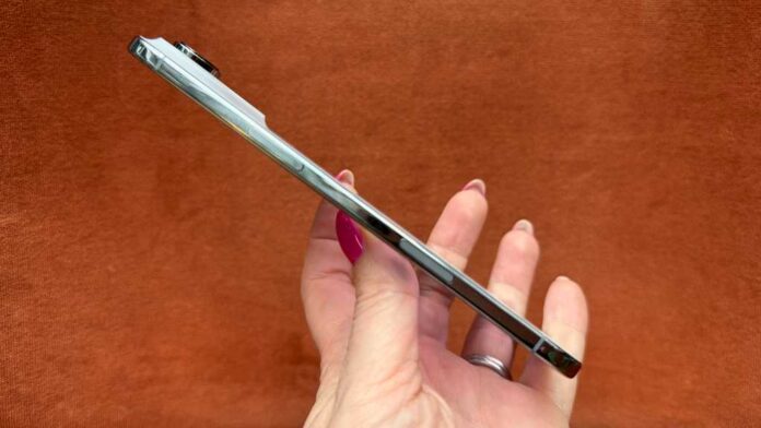 Watch the iPhone Air survive these brutal durability tests