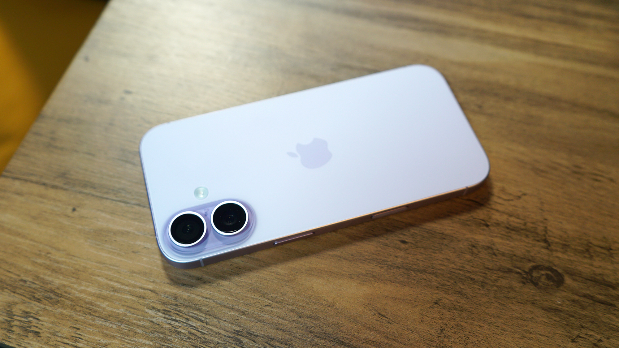 Apple iPhone 17 - Best iPhone for everyone
