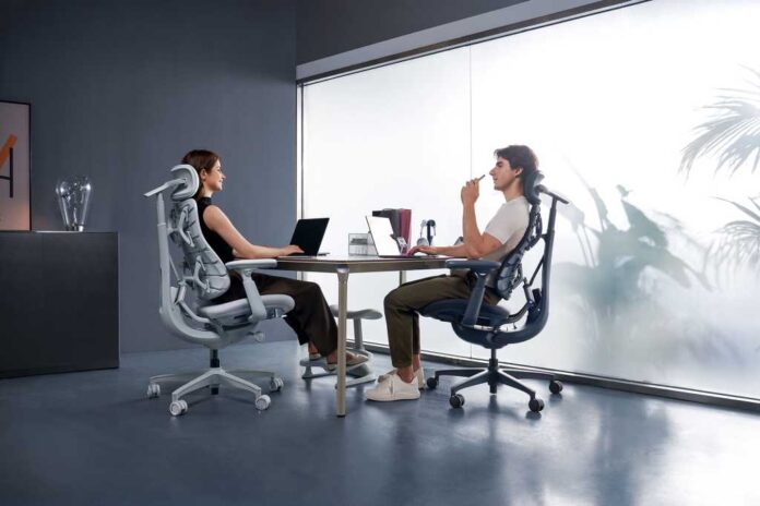 Healthy sitting for the Digital Age: How the LiberNovo Omni is redefining comfort and wellbeing for computer users