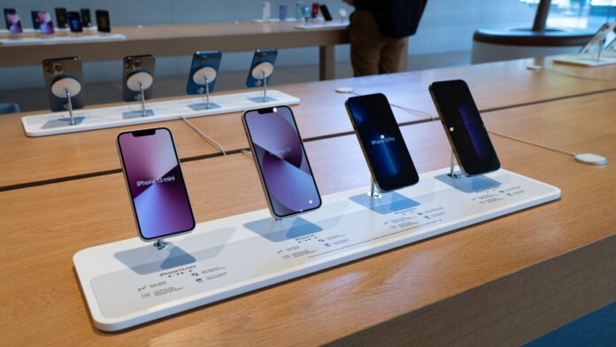 Judge's ruling could help Bing replace Google as default search engine on iPhone