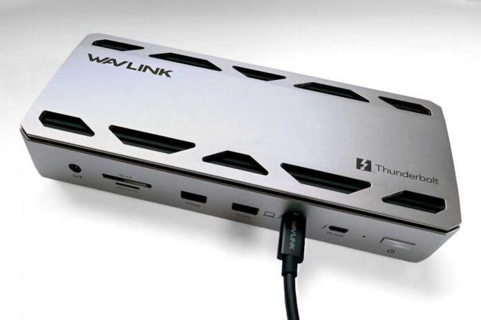 Wavlink Thunderbolt 5 Dock review: Affordable fast Thunderbolt plus handy power options