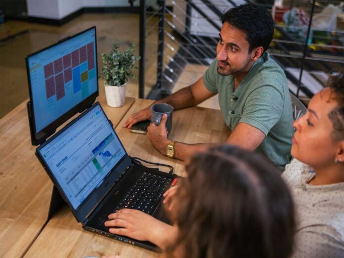 This stacked $399.99 second monitor for MacBooks is now only $180