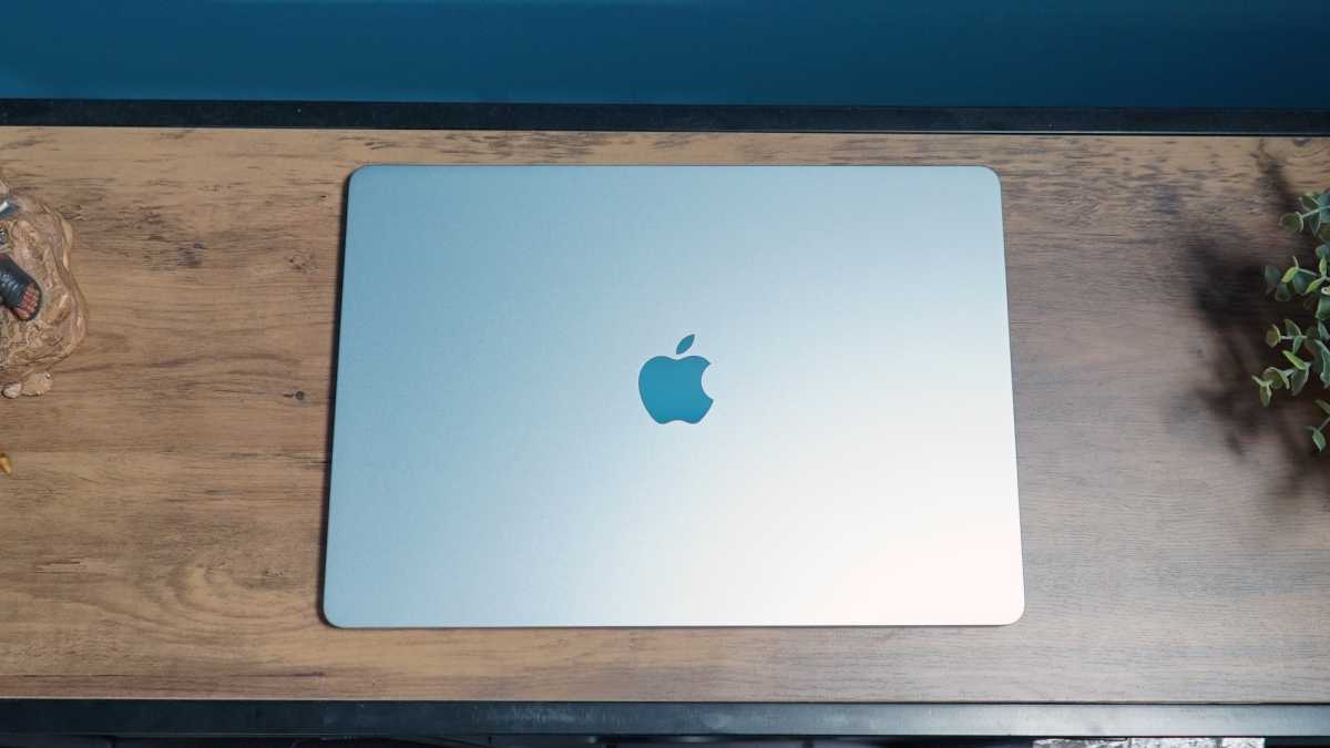 MacBook Air M4 15 Inch 2025 Sky Blue
