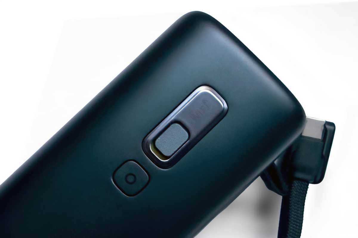 Baseus EnerGeek Mi Fi GX11 button