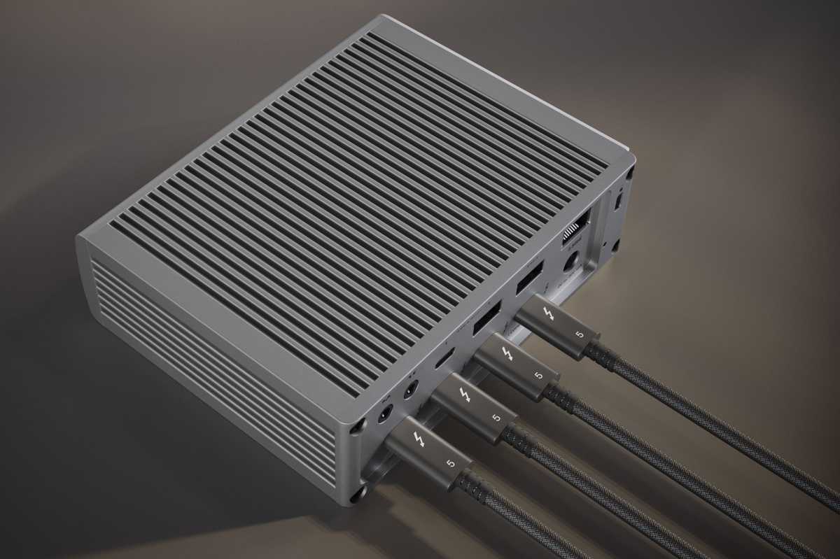 CalDigit TS5 dock ports and cables