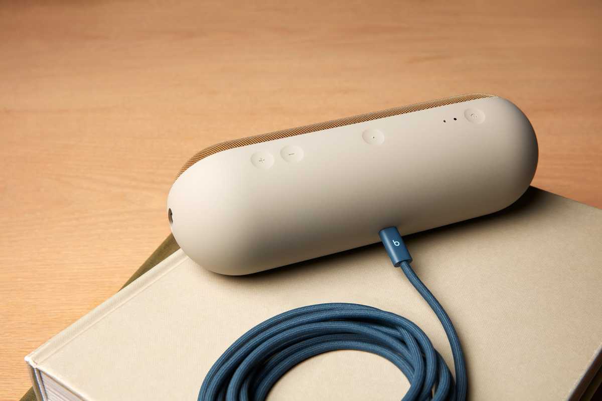 Beats 3m Navy Cable Speaker