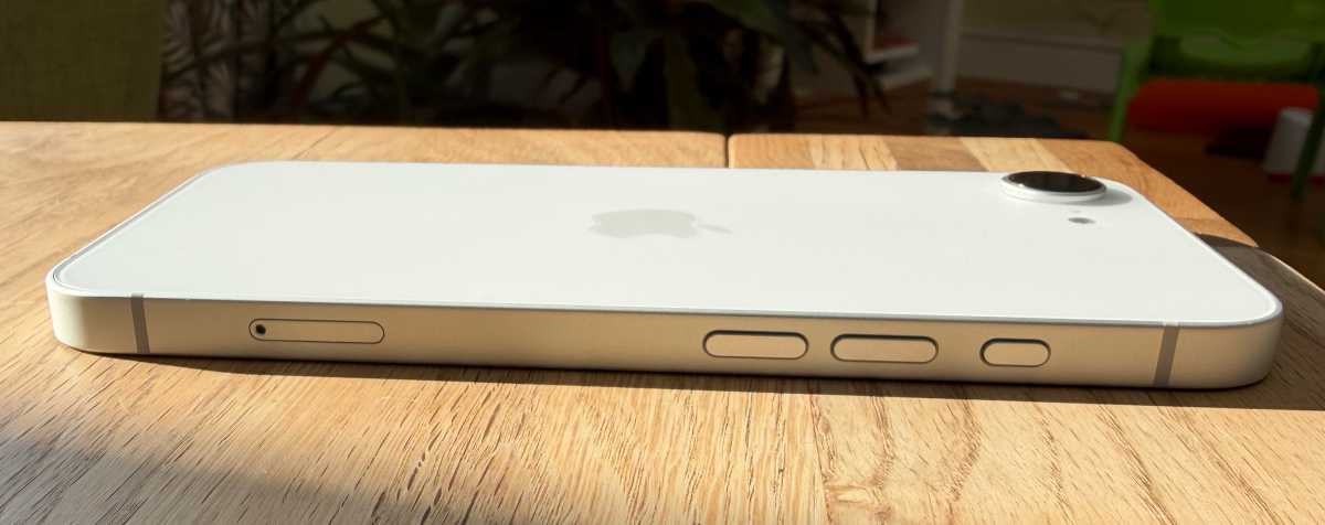 iPhone 17e review: Action button