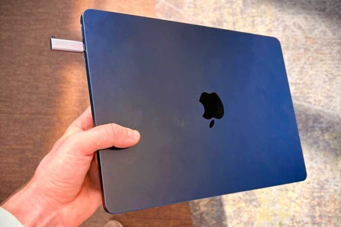 AI just made dummy display plugs the hot new MacBook dongle