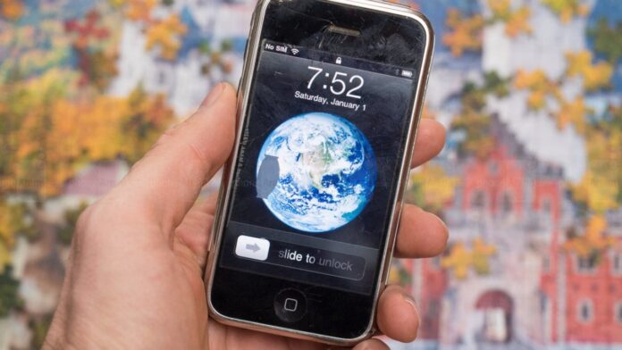 Newspaper article from 1963 predicted cellphones, Siri, FaceTime and good audio system