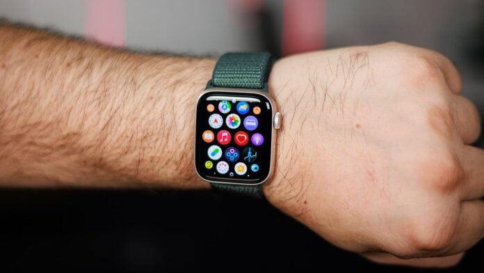 Cease ready for the Apple Watch Sequence 12 and get the Apple Watch SE 3 at this loopy new low cost!