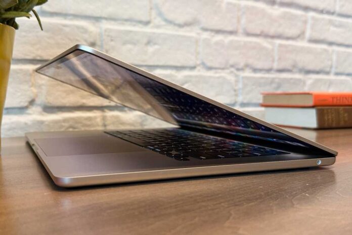 That incredible iPhone Duo open animation has already come to the MacBook