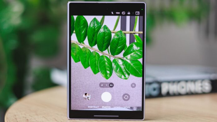 I am legit surprised by your Galaxy Z Fold 8 confidence and iPhone Duo skepticism